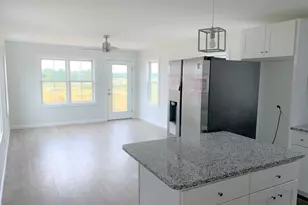 17 North End Blvd, Salisbury, MA 01952 - Photo 1