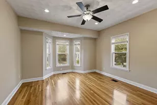 17 Parker St, Malden, MA 02148 - Photo 6