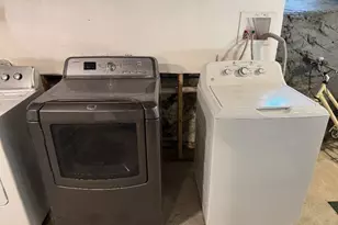 26 Bradfield Ave, Boston, MA 02131 - Photo 18