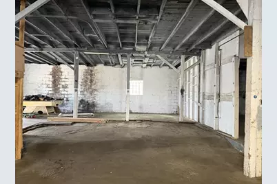 31 Scott St, New Bedford, MA 02744 - Photo 10