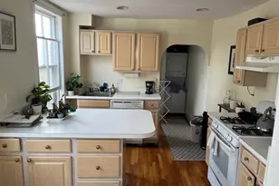 126 Pleasant, Marblehead, MA 01945 - Photo 2