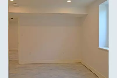 10 Gloucester Ave #B, Gloucester, MA 01930 - Photo 8