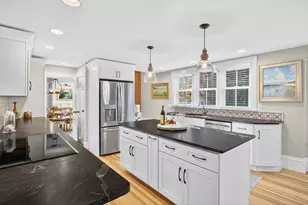 112 Main St, Yarmouth, MA 02675 - Photo 12