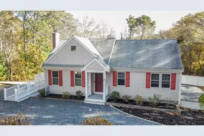 17 Degrass Rd, Mashpee, MA 02649 - Photo 2