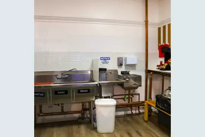 34 Riverside Ave, Medford, MA 02155 - Photo 14