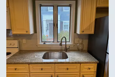 128 Boston St #4, Salem, MA 01970 - Photo 4