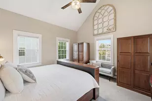 45 Pleasant St, Marblehead, MA 01945 - Photo 20
