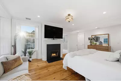 45 Pleasant Street, Marblehead, MA 01945 - Photo 24