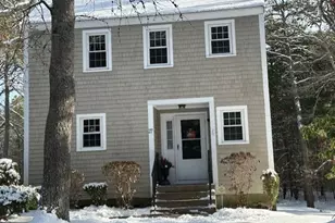 27 Megansett Dr, Plymouth, MA 02360 - Photo 2