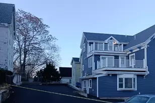 48 Rockwell St, Malden, MA 02148 - Photo 4