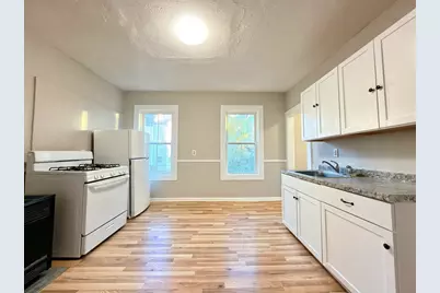 16 1/2 Winslow Street #2, Worcester, MA 01609 - Photo 6