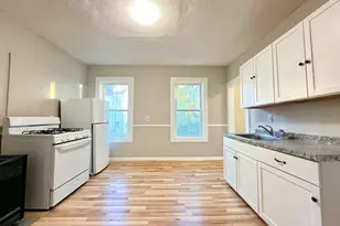 16 1/2 Winslow St, Worcester, MA 01609 - Photo 6