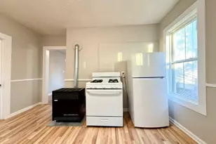 16 1/2 Winslow St, Worcester, MA 01609 - Photo 10