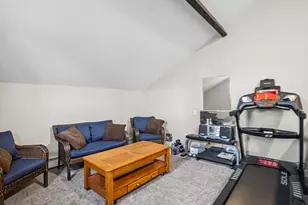 35 Cedar St, Gardner, MA 01440 - Photo 18