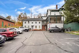 35 Cedar St, Gardner, MA 01440 - Photo 6