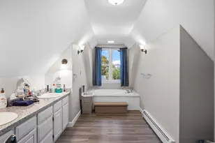 35 Cedar St, Gardner, MA 01440 - Photo 12