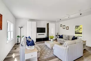 47 Tiffany Dr, Oak Bluffs, MA 02557 - Photo 10