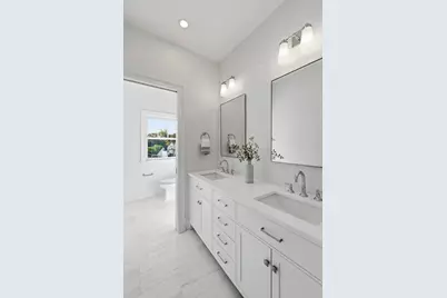 2 Beacon Hill Road, Marblehead, MA 01945 - Photo 34