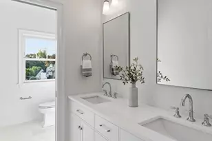 2 Beacon Hill Rd, Marblehead, MA 01945 - Photo 34