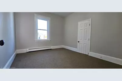 20 Park Ave #1, Webster, MA 01570 - Photo 12