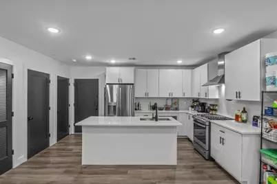 173 Magnolia St #5, Boston, MA 02125 - Photo 4