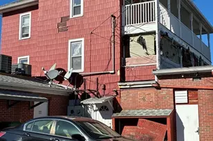 438 Front St, Chicopee, MA 01020 - Photo 4