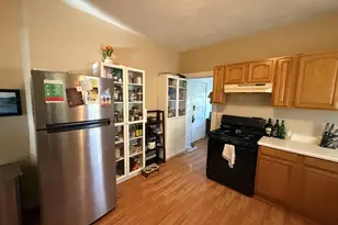 107 Bloomfield St, Boston, MA 02124 - Photo 4