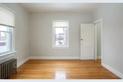 69 Winter St, Springfield, MA 01105 - Photo 30