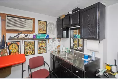 62 Westfield St, West Springfield, MA 01089 - Photo 22