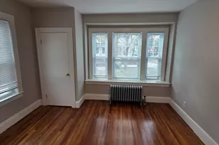 33 Harbor St, Salem, MA 01970 - Photo 4