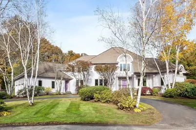 4 Hazelwood Circle, Andover, MA 01810 - Photo 2