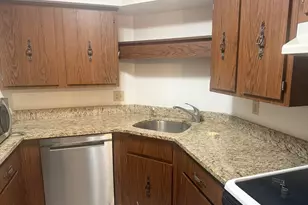 135 Pleasant St, Brookline, MA 02446 - Photo 6