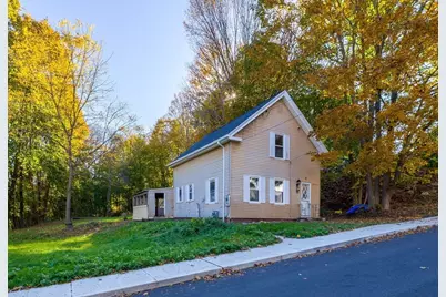 17 Otis St, Warren, MA 01083 - Photo 2