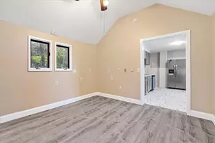 17 Otis St, Warren, MA 01083 - Photo 8