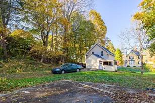 17 Otis St, Warren, MA 01083 - Photo 24