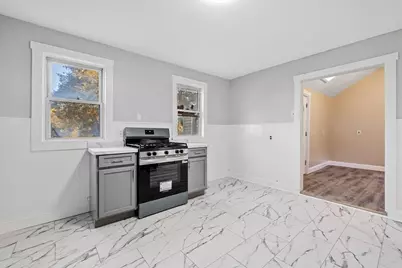 17 Otis St, Warren, MA 01083 - Photo 4
