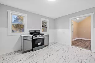 17 Otis St, Warren, MA 01083 - Photo 4