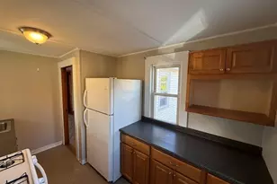 306 Franklin Rd, Fitchburg, MA 01420 - Photo 2