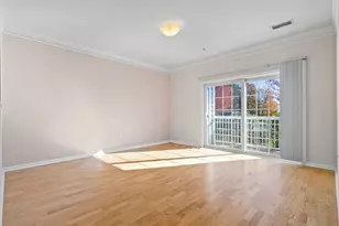 170 Clocktower Dr, Waltham, MA 02452 - Photo 2