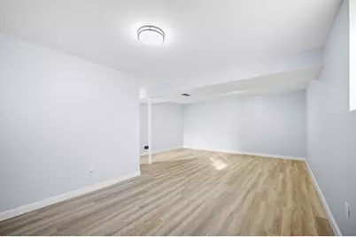 164 Bradley St, Lowell, MA 01850 - Photo 24