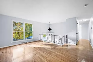 164 Bradley St, Lowell, MA 01850 - Photo 6