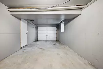 164 Bradley St, Lowell, MA 01850 - Photo 20