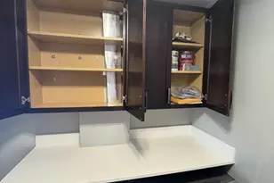 491 Dutton St, Lowell, MA 01854 - Photo 10