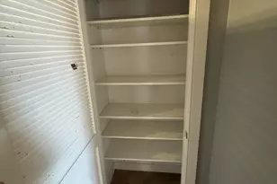 491 Dutton St, Lowell, MA 01854 - Photo 8