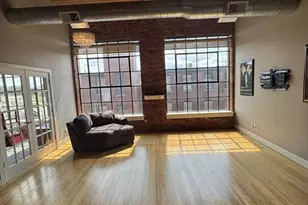 491 Dutton St, Lowell, MA 01854 - Photo 4