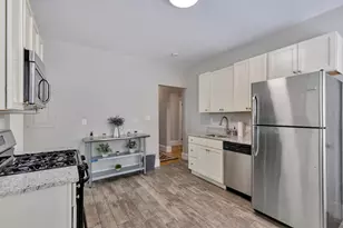 24 Bentley St, Boston, MA 02135 - Photo 12