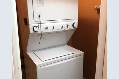 124 Selden St, Boston, MA 02124 - Photo 20