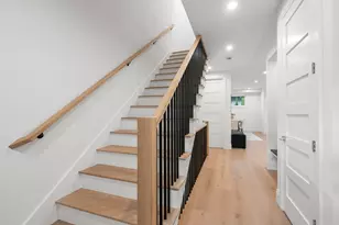 956 Walnut St, Newton, MA 02461 - Photo 6