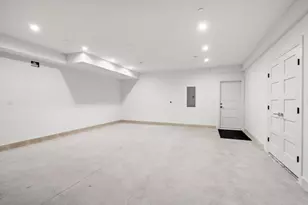 956 Walnut St, Newton, MA 02461 - Photo 28