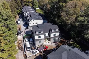 956 Walnut St, Newton, MA 02461 - Photo 1